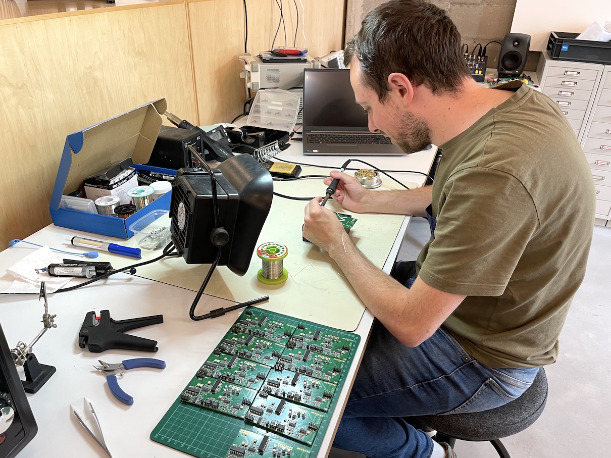 Thijs soldering